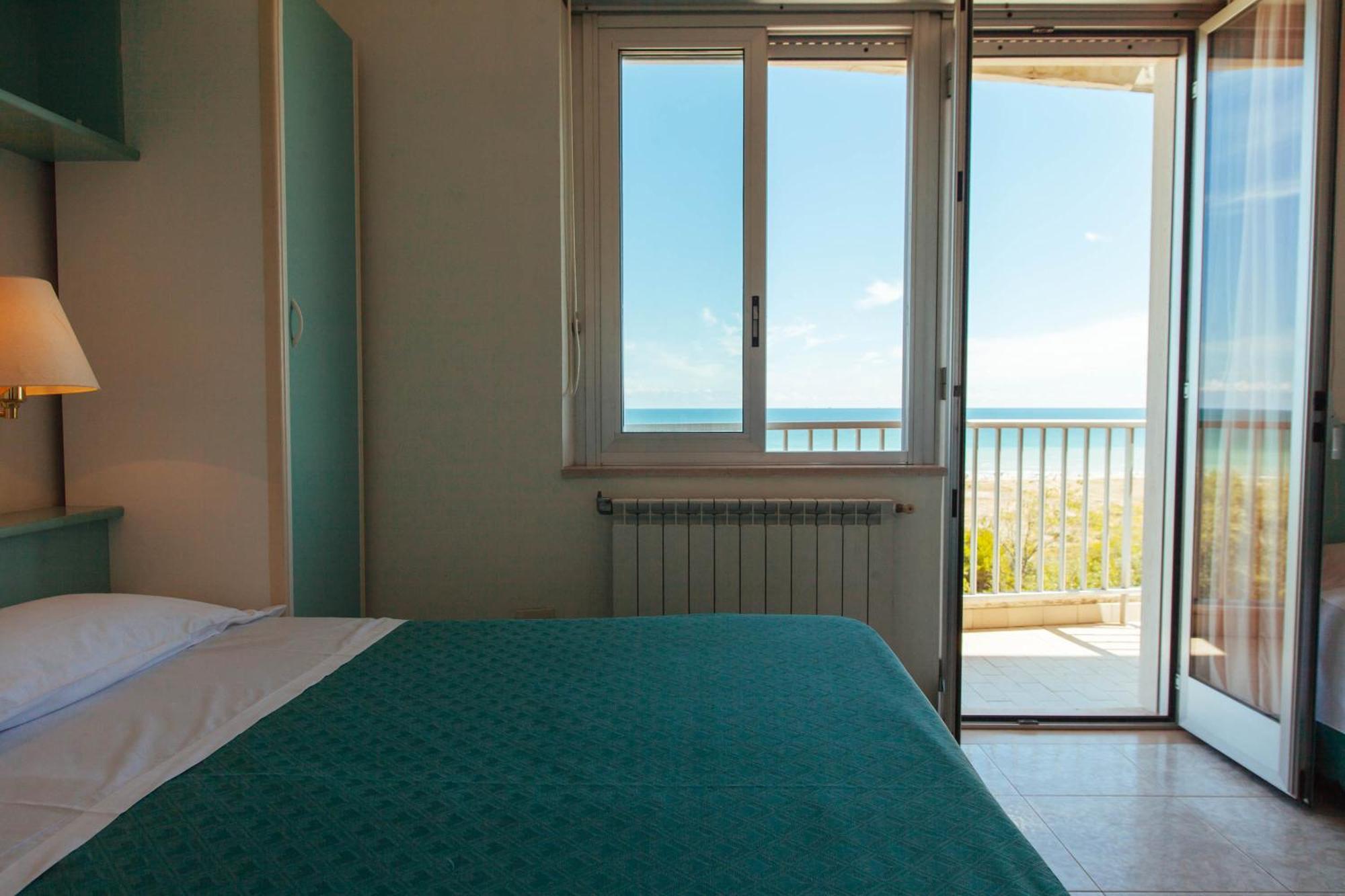 Hotel Perrozzi Vasto Δωμάτιο φωτογραφία