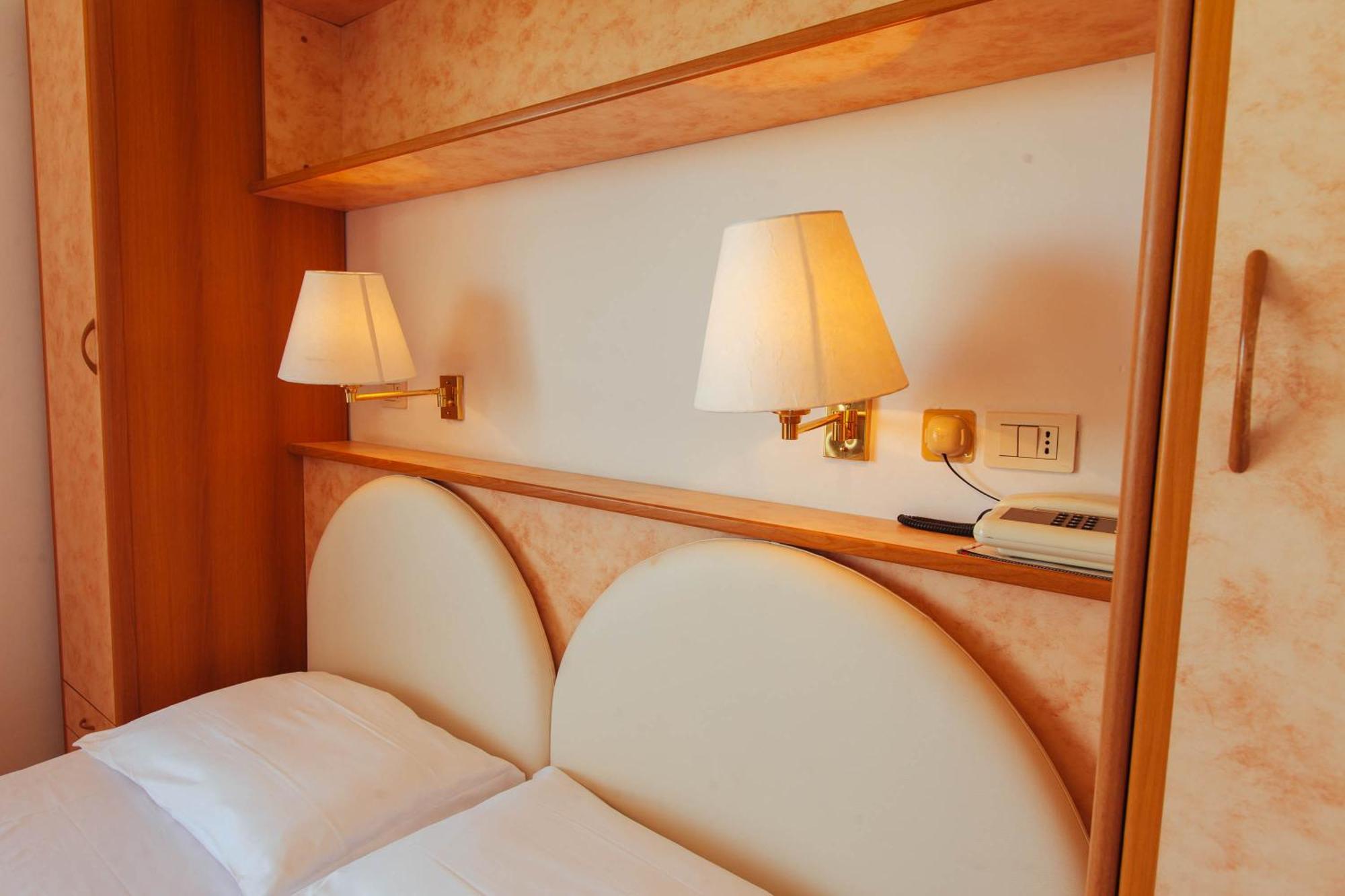 Hotel Perrozzi Vasto Δωμάτιο φωτογραφία